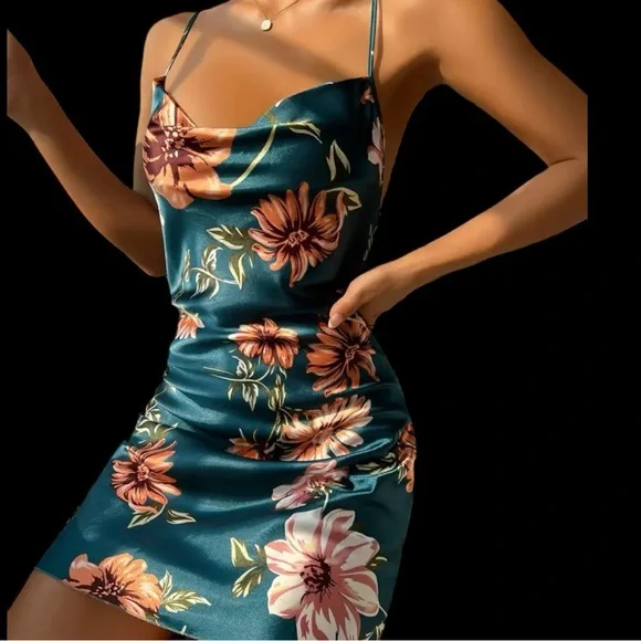 Floral Print Slip Night Dress - Picture 4 of 5